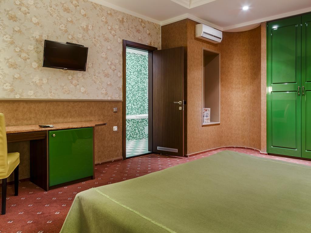 Road Star Hotel Dnipro Exterior foto